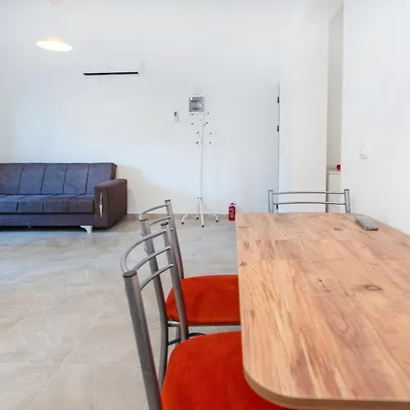 Charming Flat W Terrace 3 Min To Beach In Bodrum *